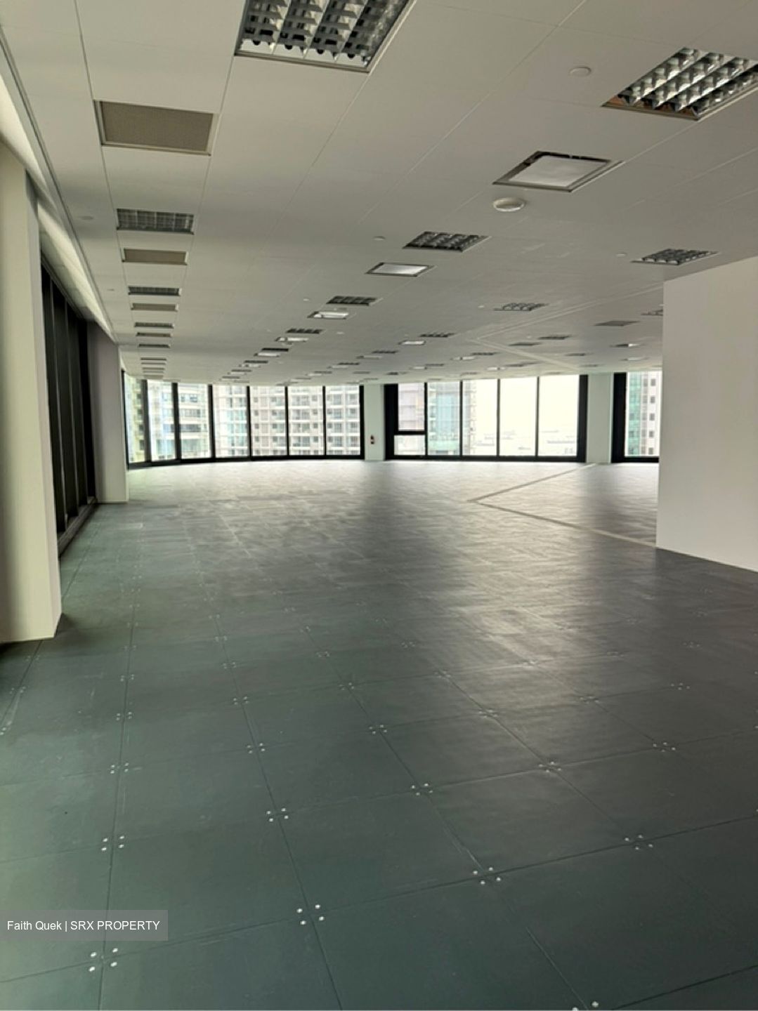 Hub Synergy Point (D2), Office #522875791